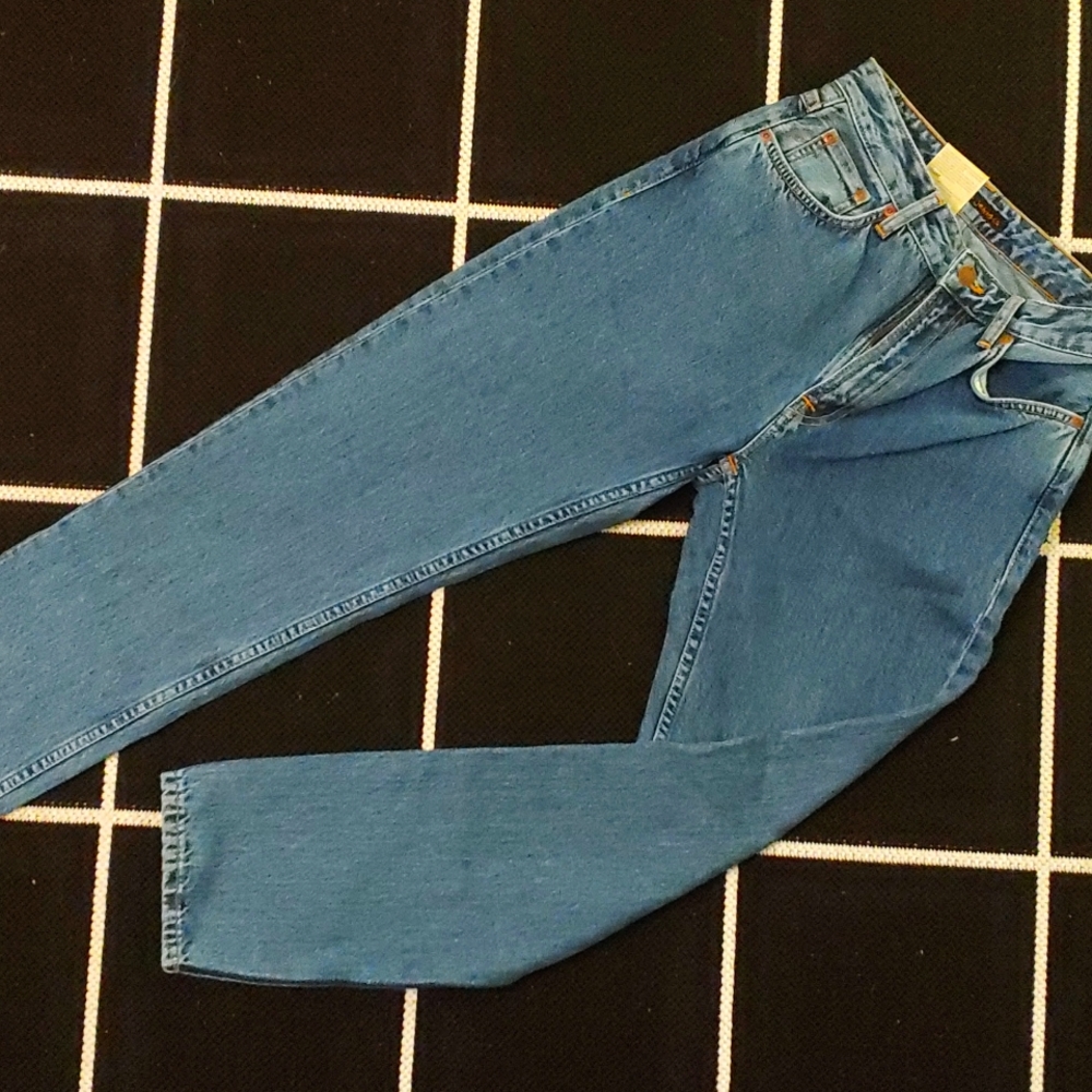 Nudie Jeans Breezy Britt 27 30 Friendly Blue
